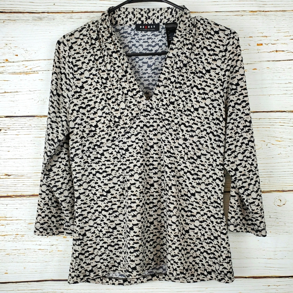 Axcess V Neckline Top - Picture 1 of 5